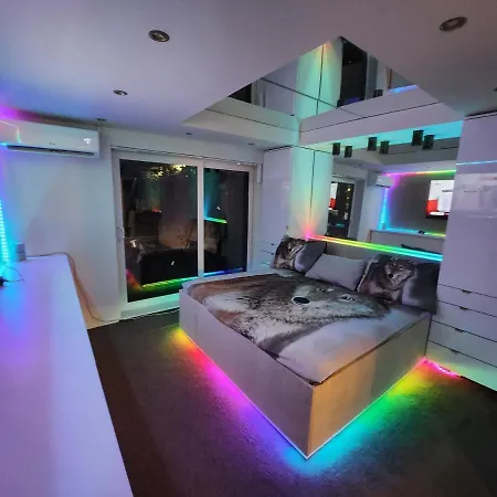 Linda Apartment Solin